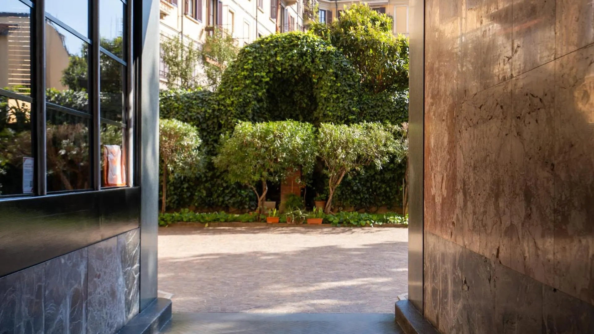 Διαμέρισμα Italianflat - Spacious 3 Bedroom With Balcony San Babila Area Μιλάνο